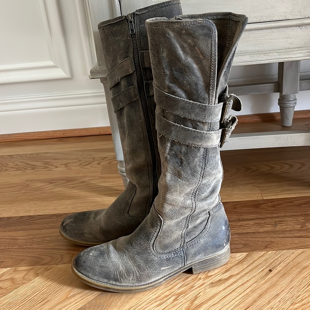 Bed Stu Boots Size 8.5 (run small!)